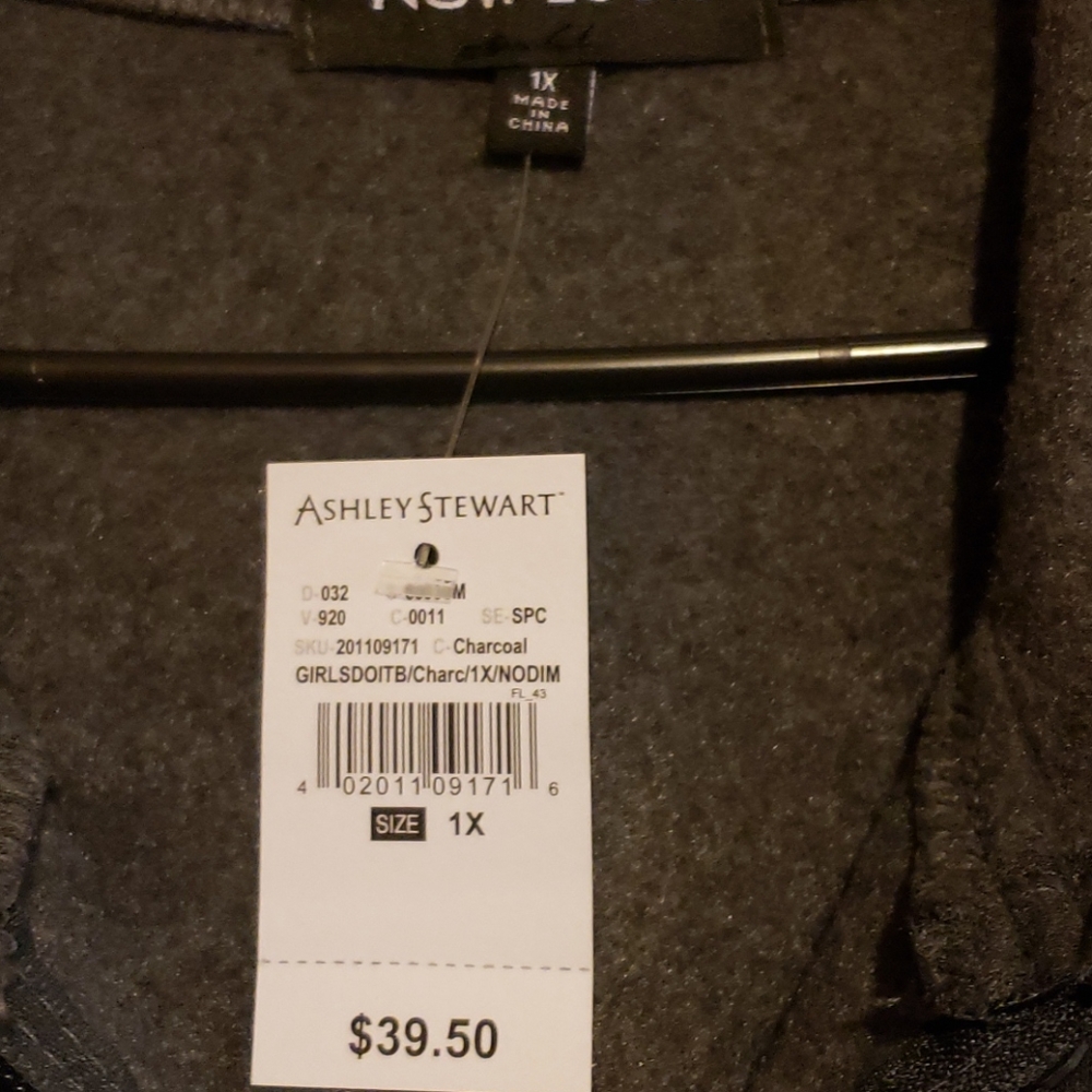 Sweater - Picture 2 of 4